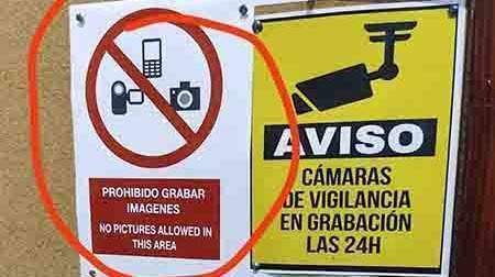 Aviso de la prohibición de toma de imágenes en el interior de las iglesias (senamasantacadiz.com)