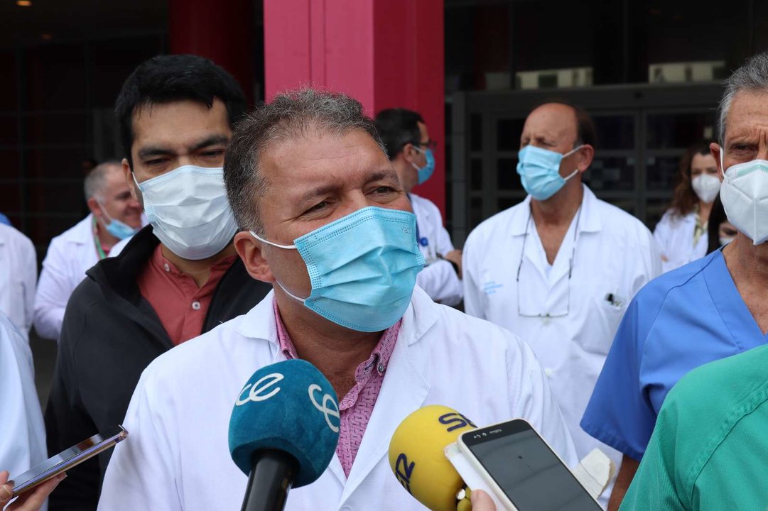 Roviralta, lectura del manifiesto por la huelga de médicos