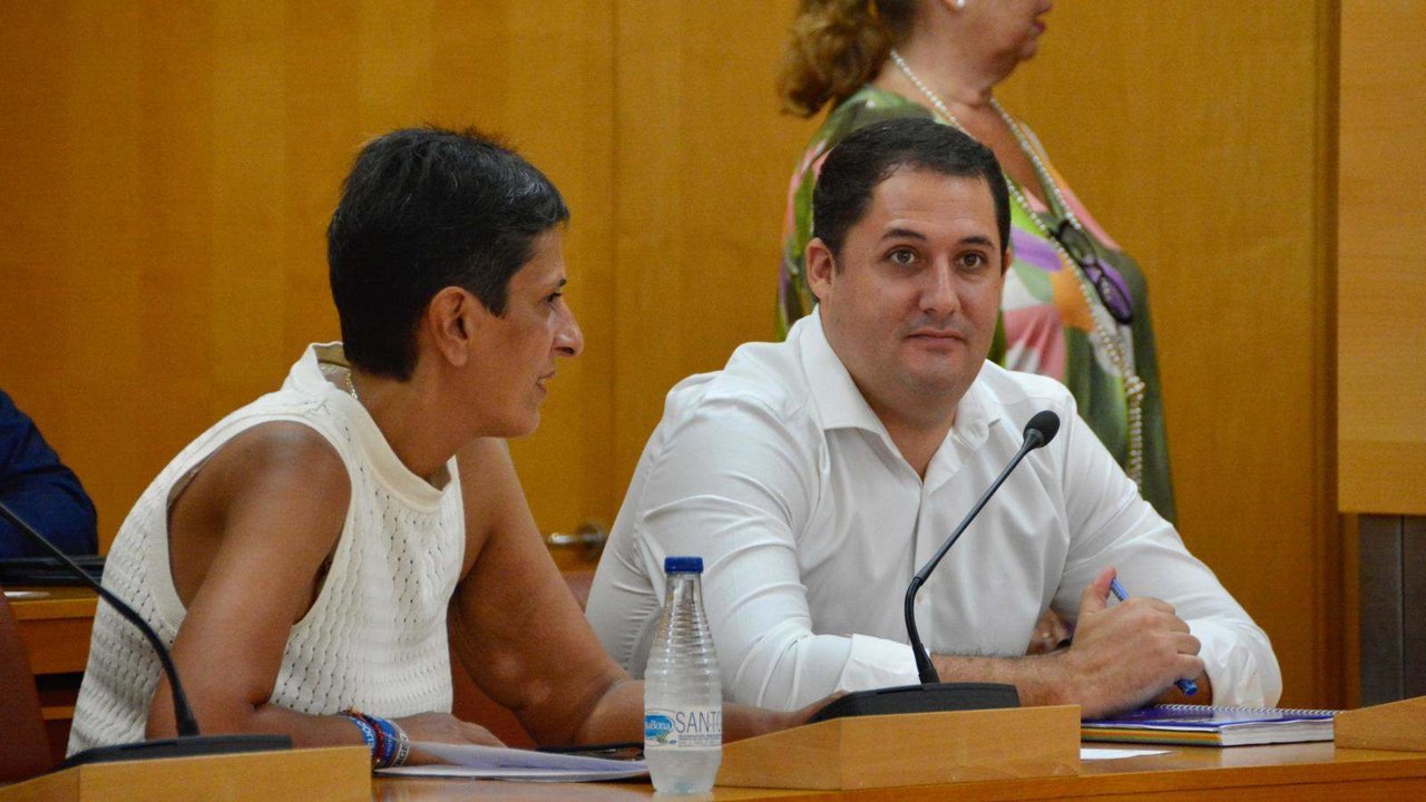Primera sesión de la legislatura: PP
Kissy Chandiramany y Alejandro Ramírez