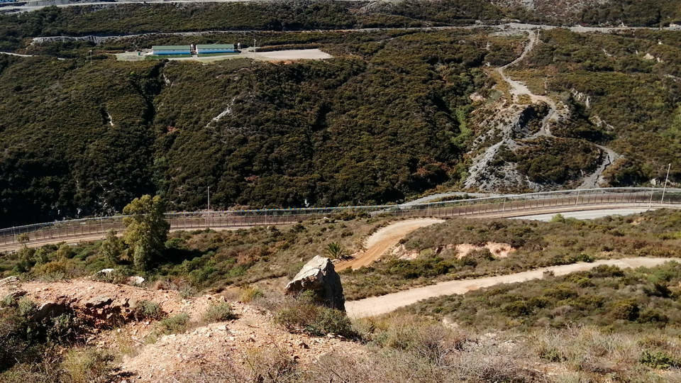 Tramo de valla fronteriza entre Ceuta y Marruecos (C.A.)