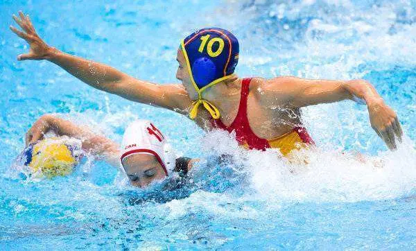 2222-wp-kazan-women-can-esp