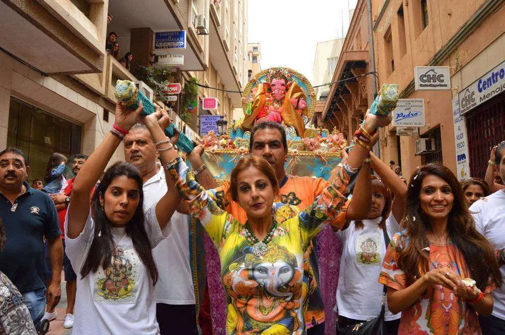 procesion-ganesh-2015--(116)