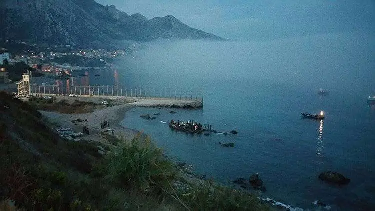 inmigrantes valla benz&uacute;
entrada octubre 2015