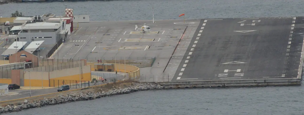pista helipuerto desde arriba 4