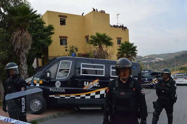 uir antidisturbios (5)