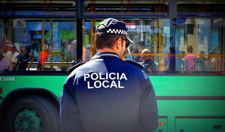 poli local  (4)