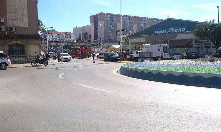 foto accidente frente a portuarios 26-04-2016