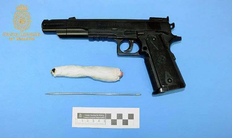 pistola