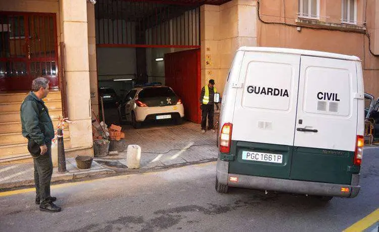 guardia-civil-conduccion-detenidos-juzgados-(4)