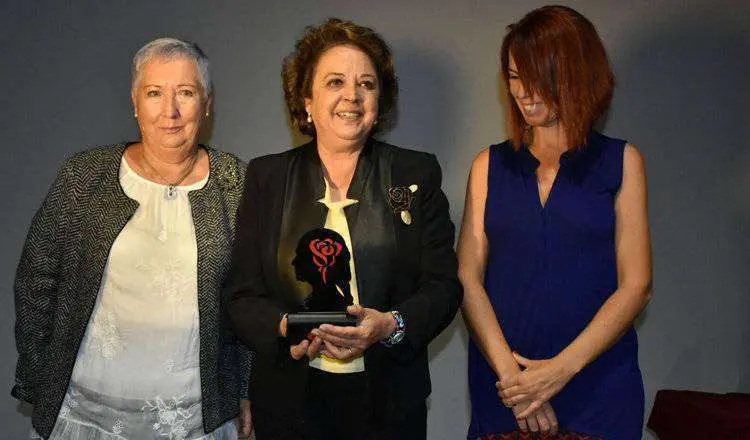 carmen castre&ntilde;o premio mar&iacute;a miaja