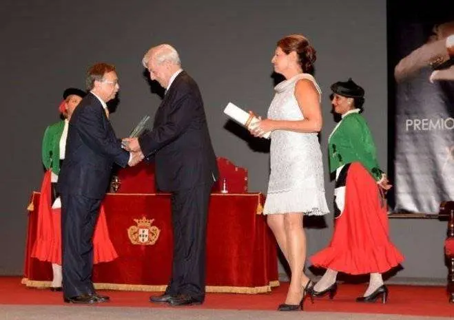 Juan_Vivas_Vargas_Llosa_Mabel_Deu_Teatro_Premio_Convivenciaweb