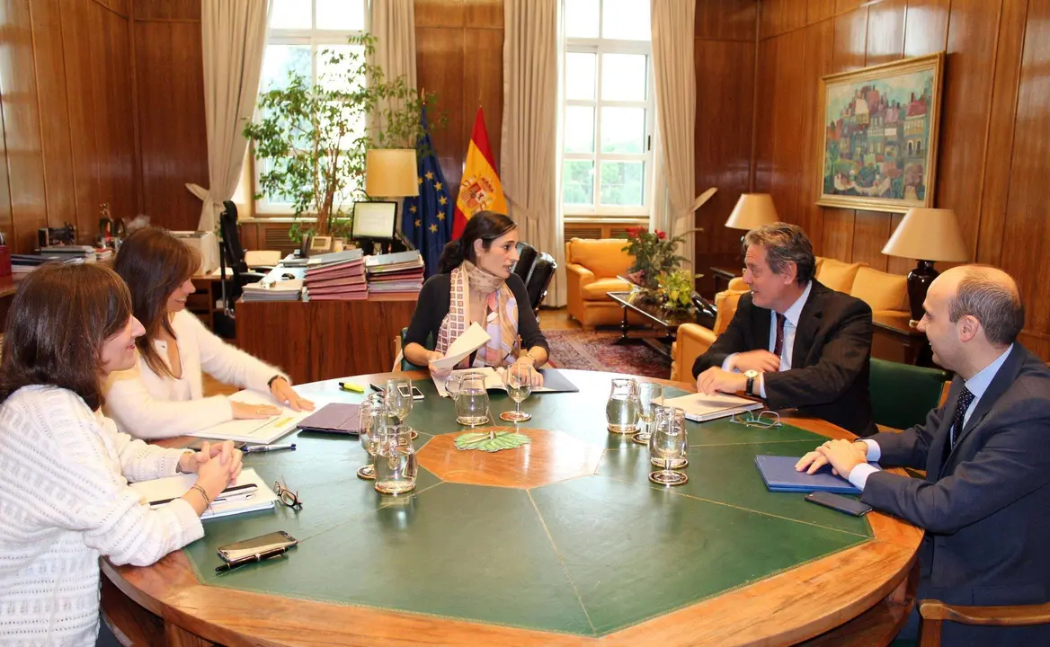 170126 Reuni&oacute;n secretaria Estado M.Ambiente y consejero M.Ambiente Ceuta