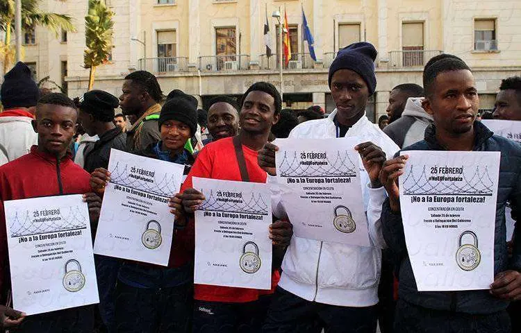 Inmigrantes concentraci&oacute;n "No a la Europa Fortaleza"