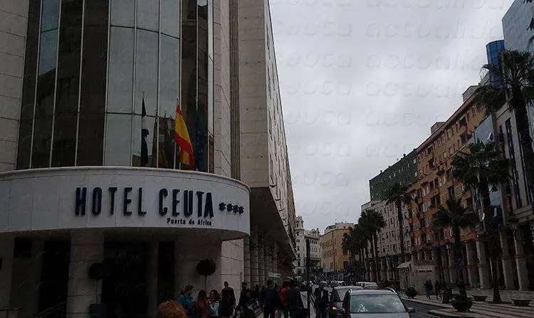 Hotel Puerta de &Aacute;frica / Archivo