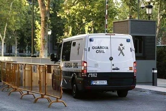 Prisi&oacute;n sin fianza para Villar y su hijo por lucrarse con la federaci&oacute;n