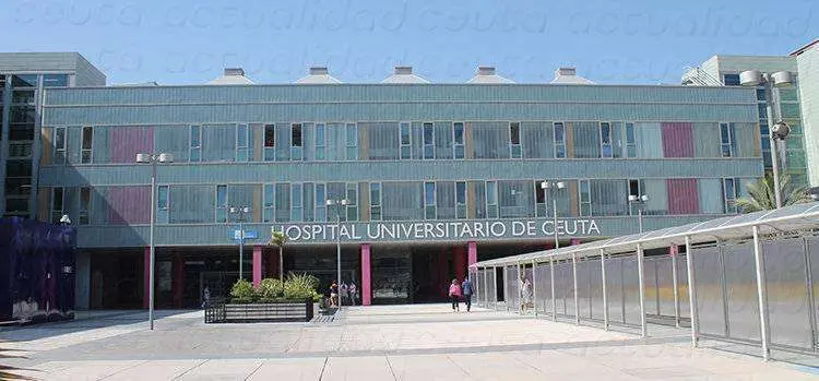 FACHADA HOSPITAL UNIVERSITARIO 11