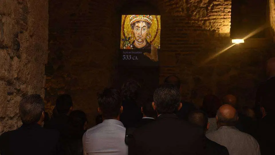 Visita-puerta-califal-(20)