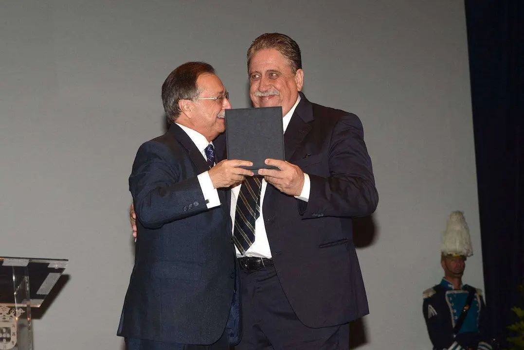 MEDALLA AUTONOMIA 2017 MANUEL DE LA RUBIA