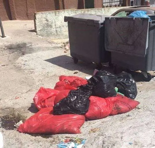 BOLSAS DE BASURA DESPERDICIOS SACRIFICIO