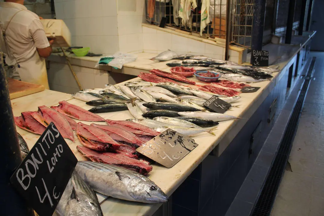 mercado central puestos pescado