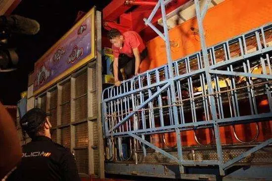 Cerca de 200 inmigrantes intentan viajar como polizones desde Melilla