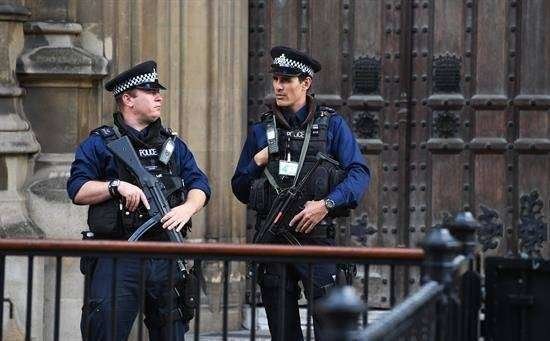 Un séptimo detenido por el atentado en el metro de Londres