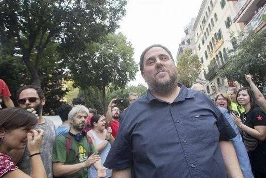 Junqueras: Gobierno ha presionado a bancos, pero cambio de sede es "temporal"