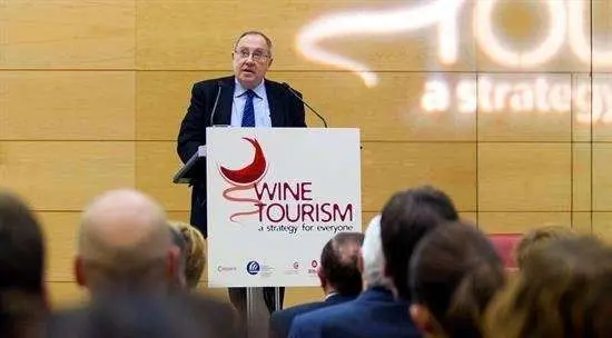 Freixenet estudiar&aacute; tambi&eacute;n mover su sede si hay declaraci&oacute;n de independencia