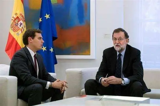 Rajoy ha hablado con Rivera sobre Catalu&ntilde;a antes del Consejo de Ministros