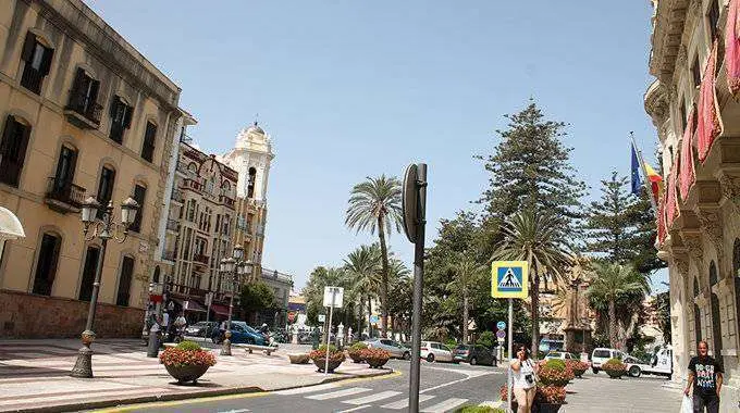 gran v&iacute;a