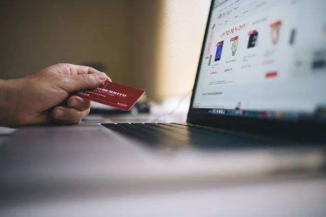 ecommerce-2607114_640 (1)