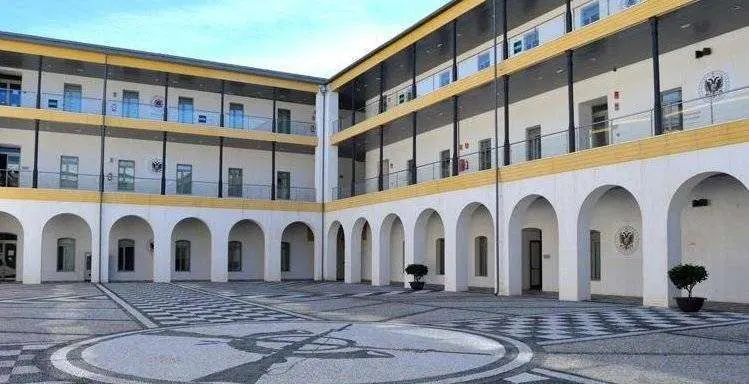 UNED