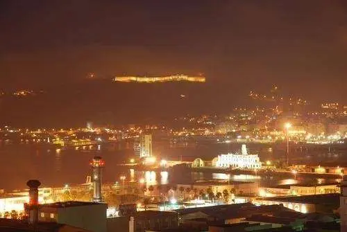ceuta-de-noche_17282777