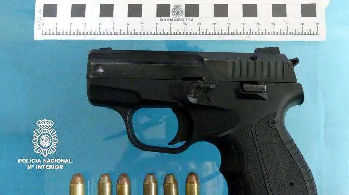 pistola