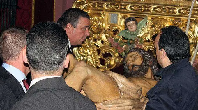 V&iacute;a Crucis y entronizaci&oacute;n del Cristo de la Buena Muerte (parroquia Los Remedios)