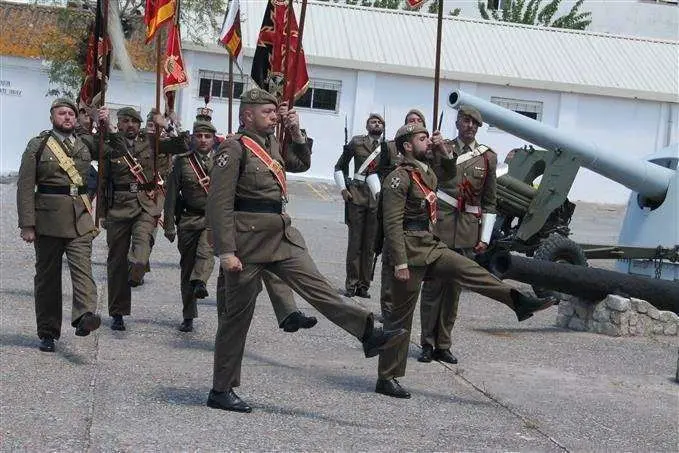 Acto en el acuartelamiento "Fuentes Pila"