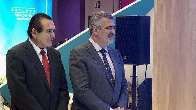 presidente-APC-y-Adolfo-Utor