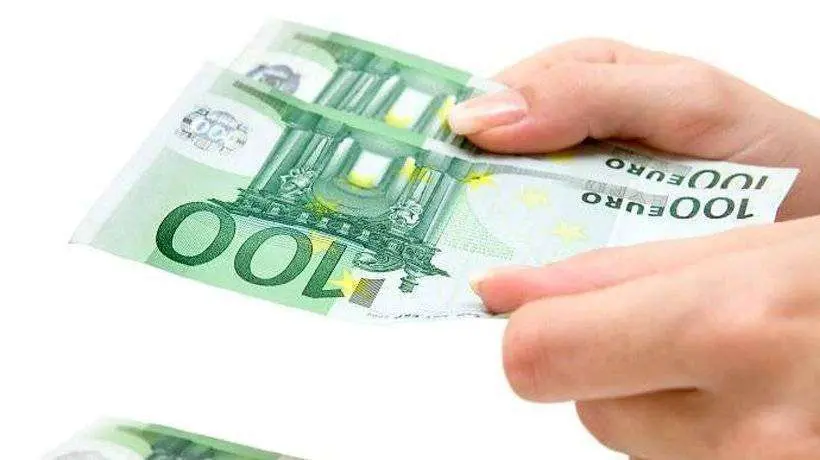 100 euros