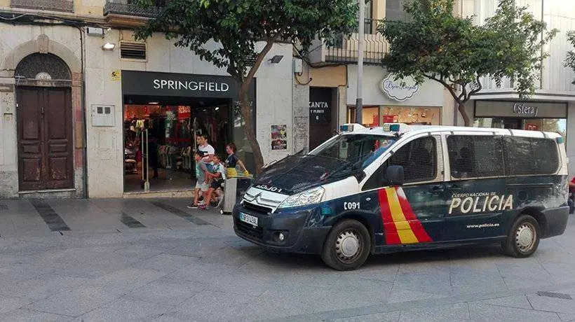 polic&iacute;a nacional