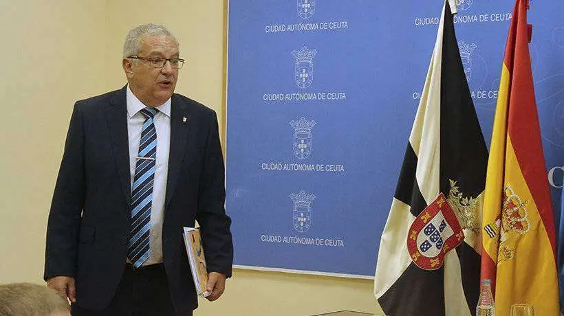 Hachuel, al t&eacute;rmino de la rueda de prensa ofrecida esta ma&ntilde;ana (C.A.)