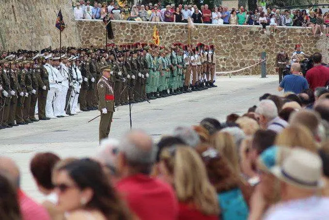Desfile en las Murallas Reales