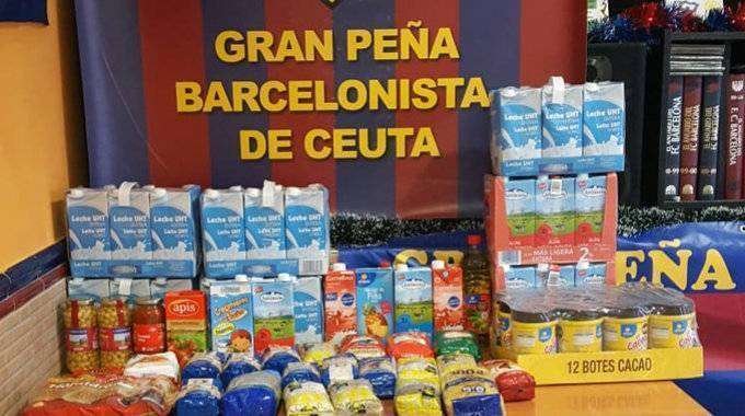 Alimentos recogidos por los socios de la Peña Barcelonista (CEDIDA)