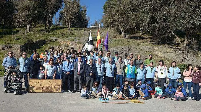 Foto de grupo de los scouts (CEDIDA)