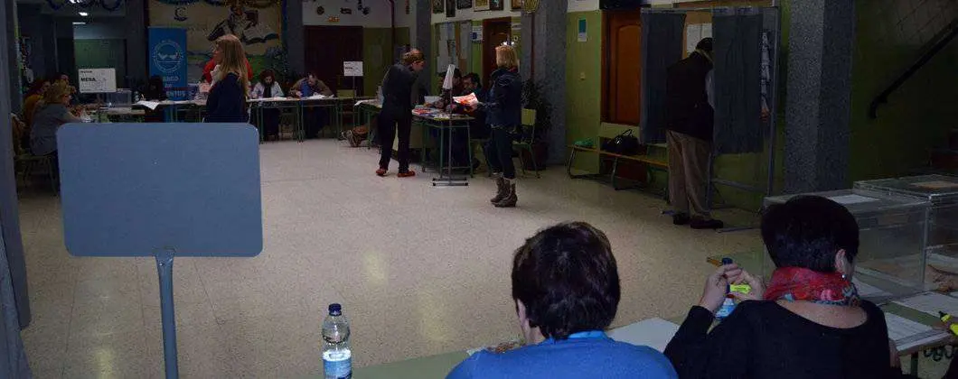Colegio electoral en Ceuta (C.A./ARCHIVO)