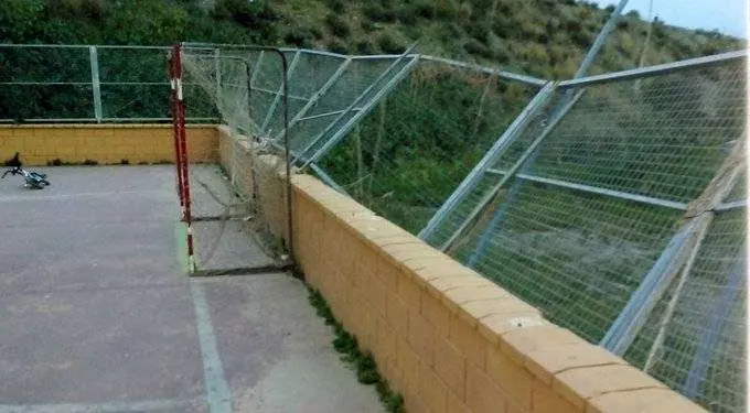 Estado de las instalaciones deportivas de la barriada (CEDIDA)