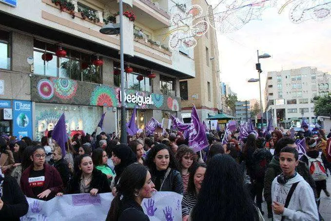 Manifestaci&oacute;n por el 8-M