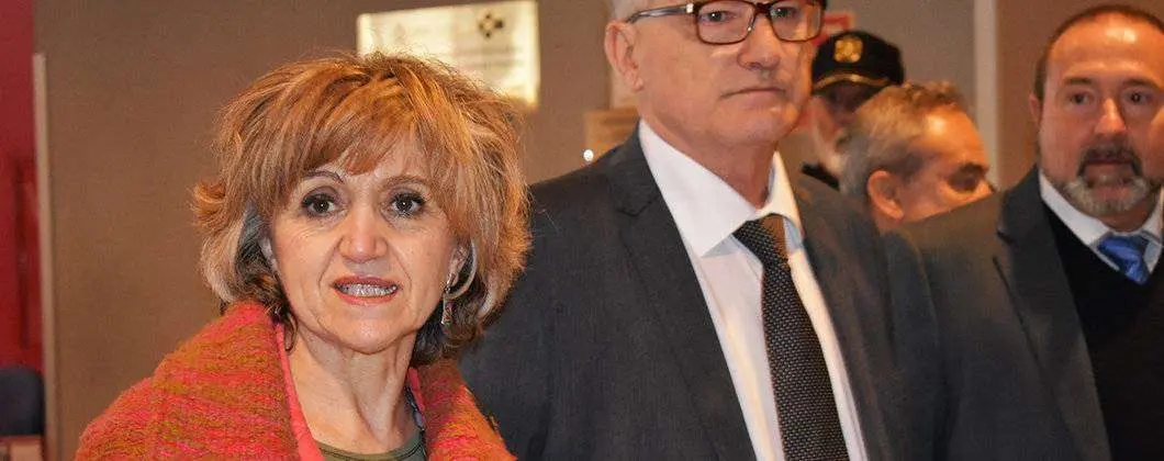 ministra-de-sanidad-visita