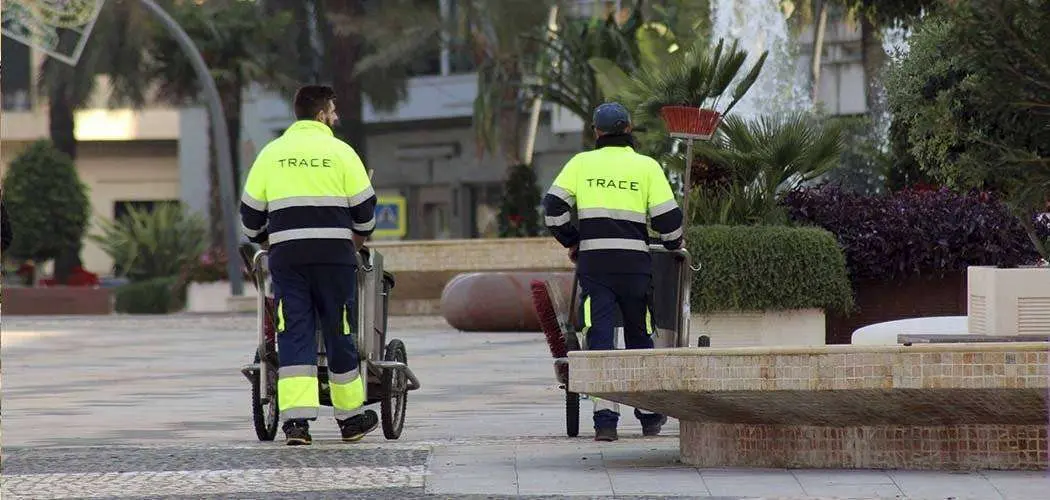 Operarios de Trace, en La Marina (C.A./ARCHIVO)