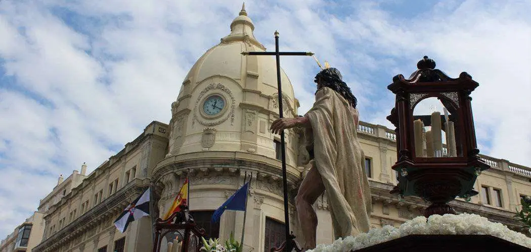 El Resucitado, ante el Palacio de la Asamblea (C.A.)