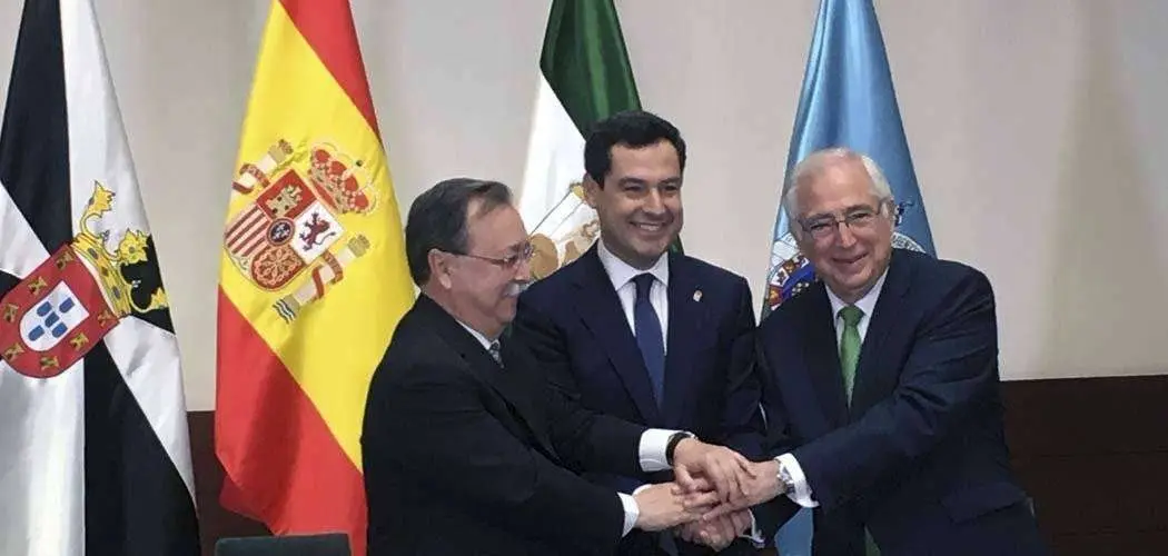 Vivas, Moreno Bonilla e Imbroda, durante el acto celebrado en el Palacio de San Telmo (CEDIDA)